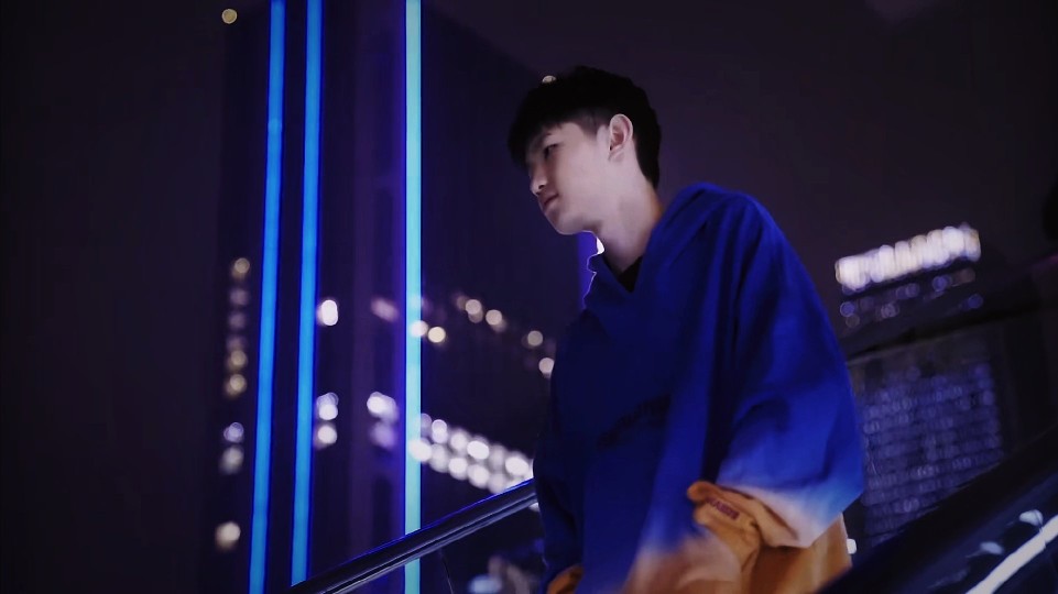 JDG赛后群访：当前版本控虫和控龙非常重要，尽量都能控