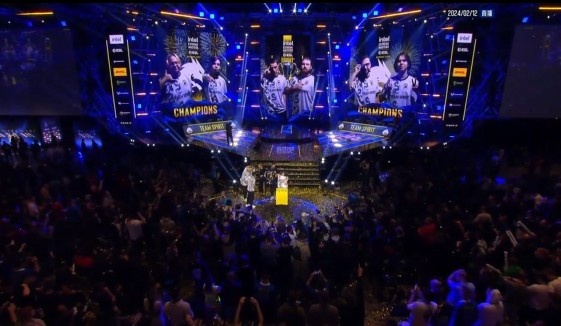 lux ：我从未设想过能以13-0的比分晋级Major